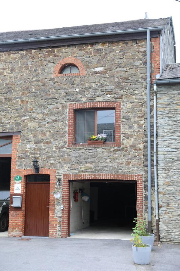 Gite De La Lavandiere A Ucimont Экстерьер фото